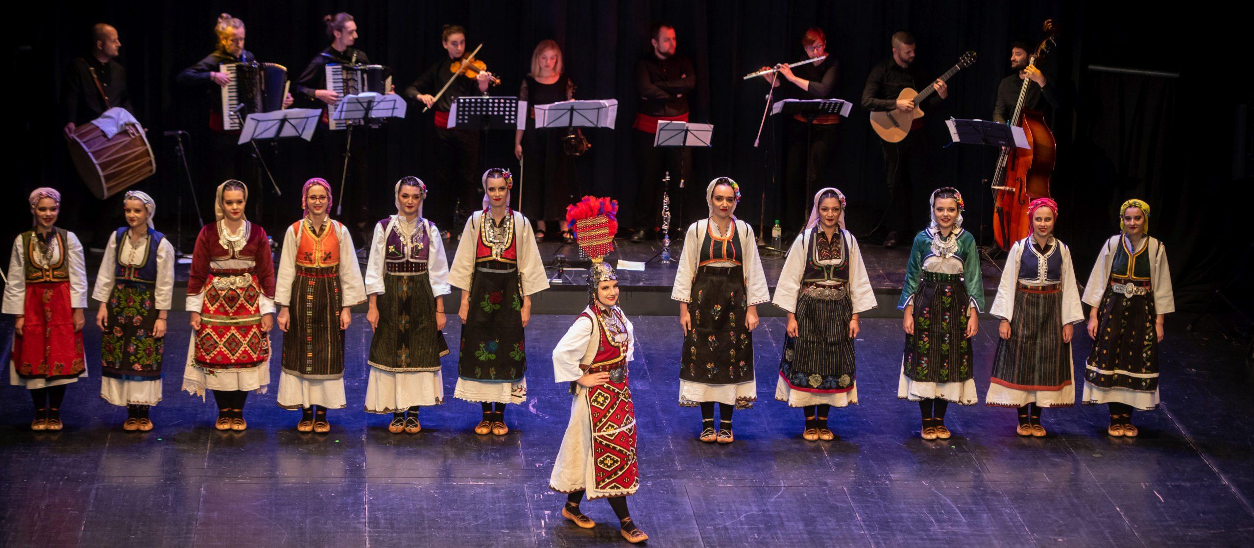 Folklorna sekcija SKD Maribor na godišnjem koncertu