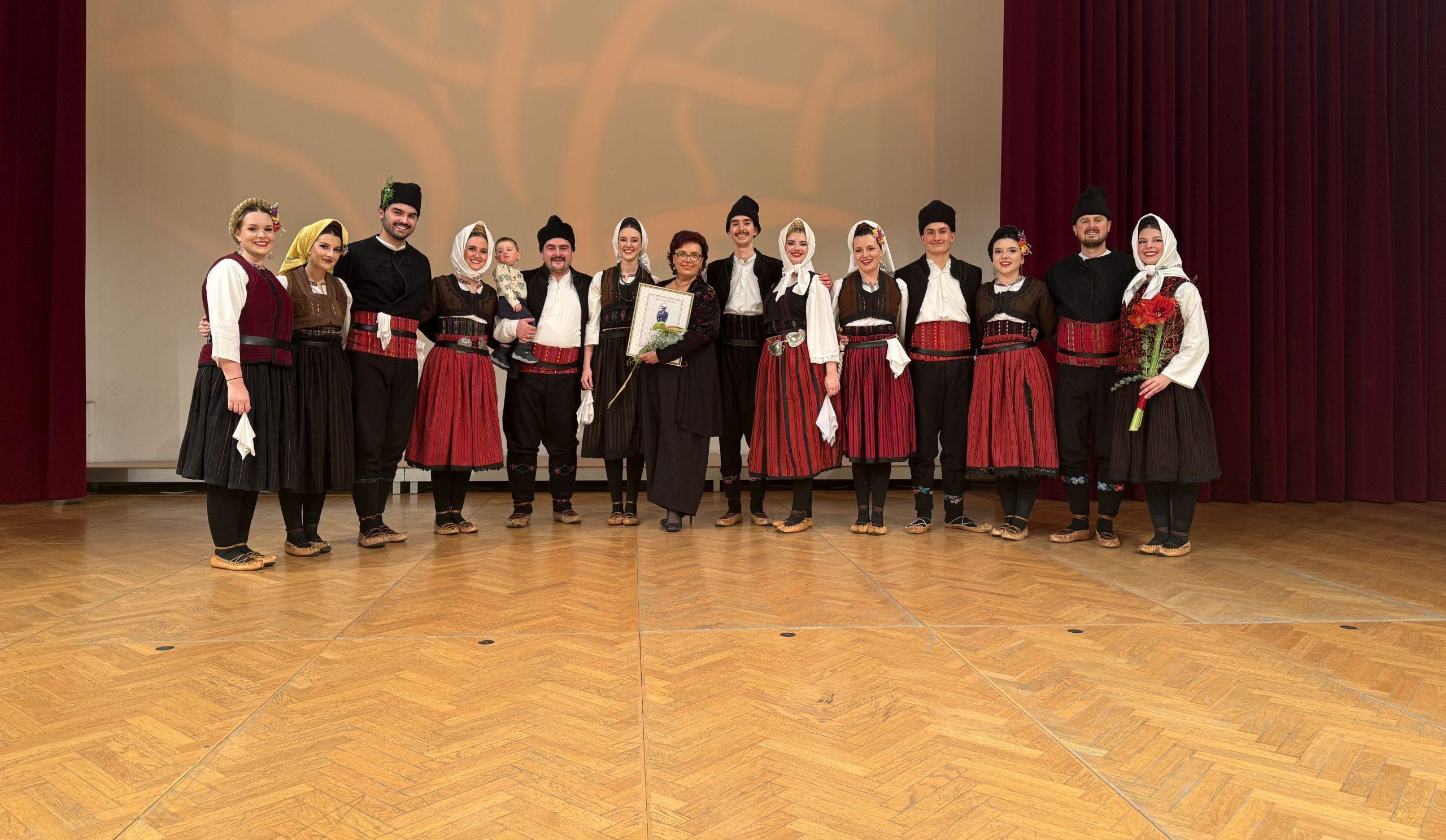 Karlinovo priznanje Jasmini Krapše za izuzetan doprinos kulturi